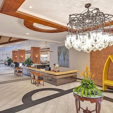 בנולים Club Mahindra Emerald Palms, Goa מראה חיצוני תמונה