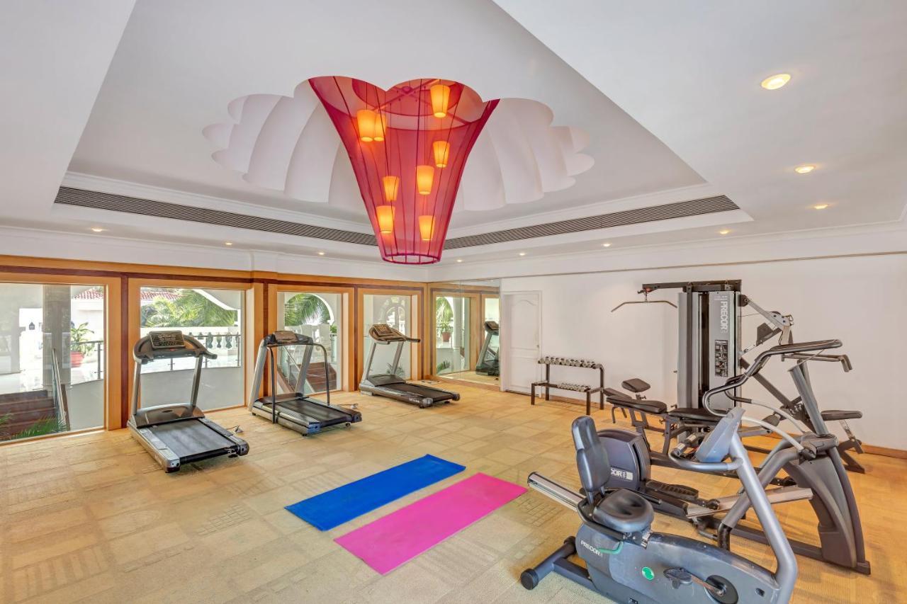 בנולים Club Mahindra Emerald Palms, Goa מראה חיצוני תמונה