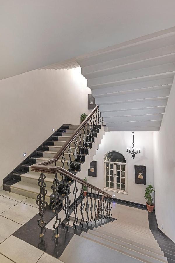 בנולים Club Mahindra Emerald Palms, Goa מראה חיצוני תמונה