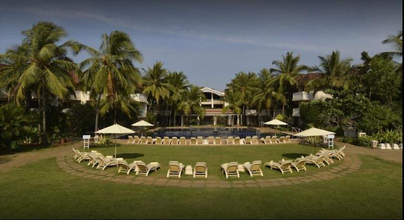 בנולים Club Mahindra Emerald Palms, Goa מראה חיצוני תמונה