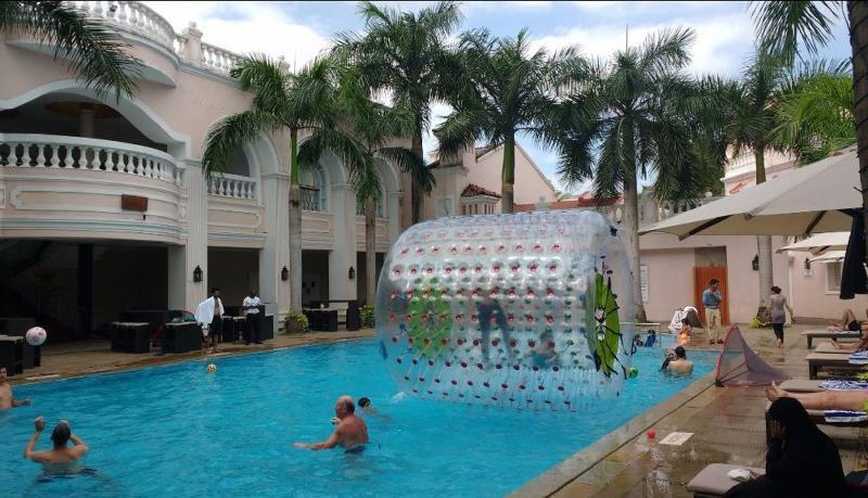 בנולים Club Mahindra Emerald Palms, Goa מראה חיצוני תמונה