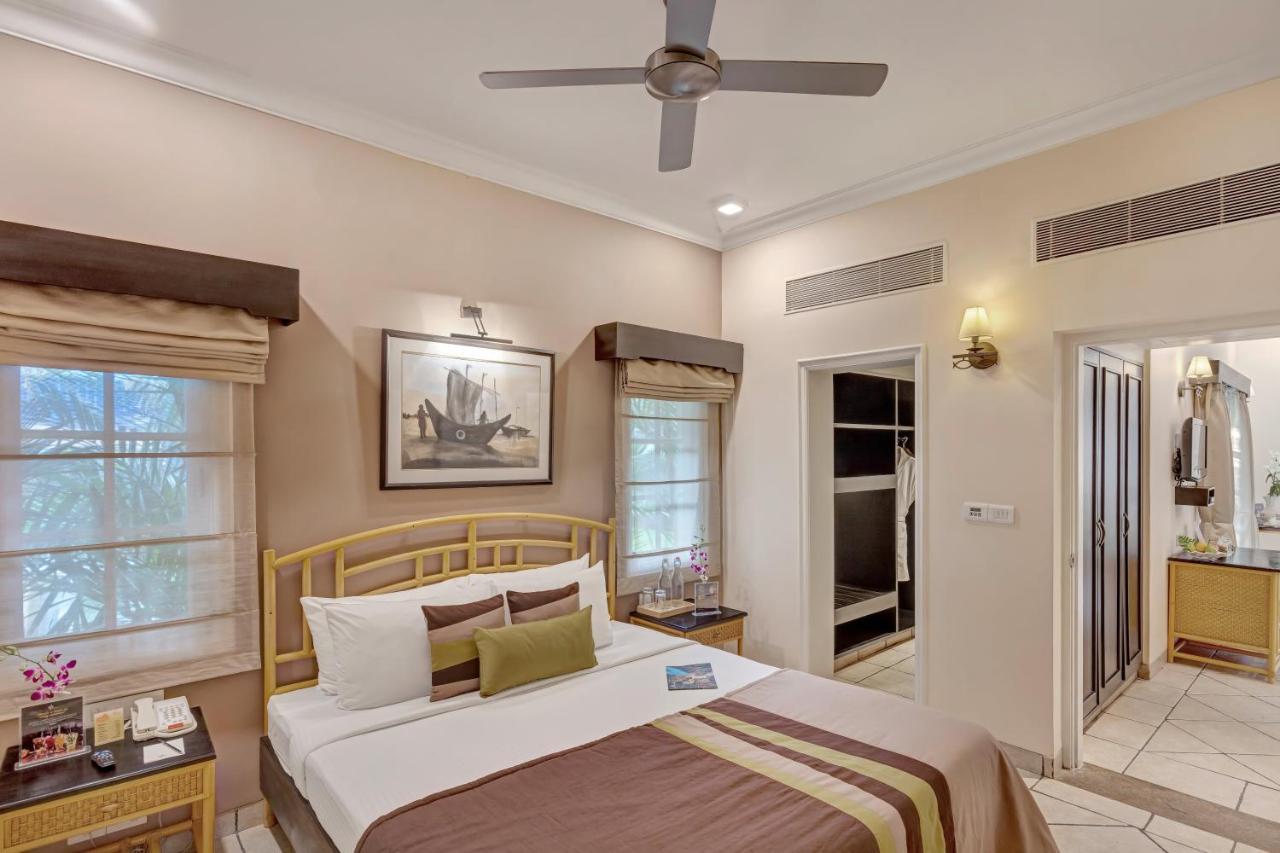 בנולים Club Mahindra Emerald Palms, Goa מראה חיצוני תמונה